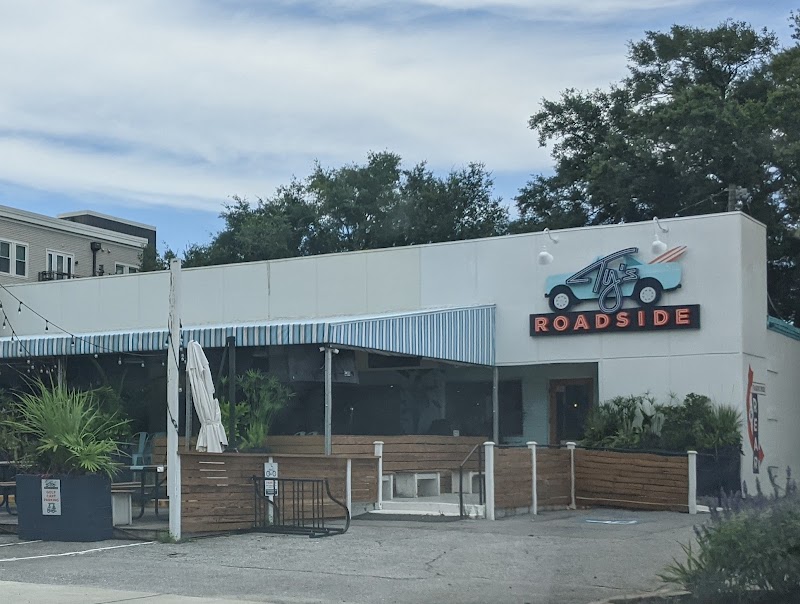 Ty's Roadside Coastal Kitchen