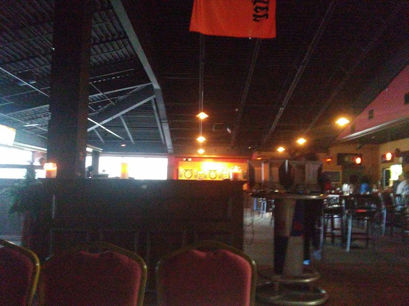 The Dive Bar & Grill