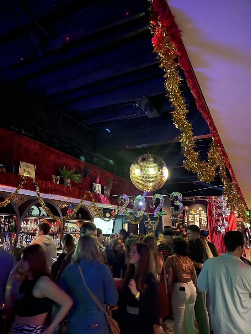 Frontier Lounge