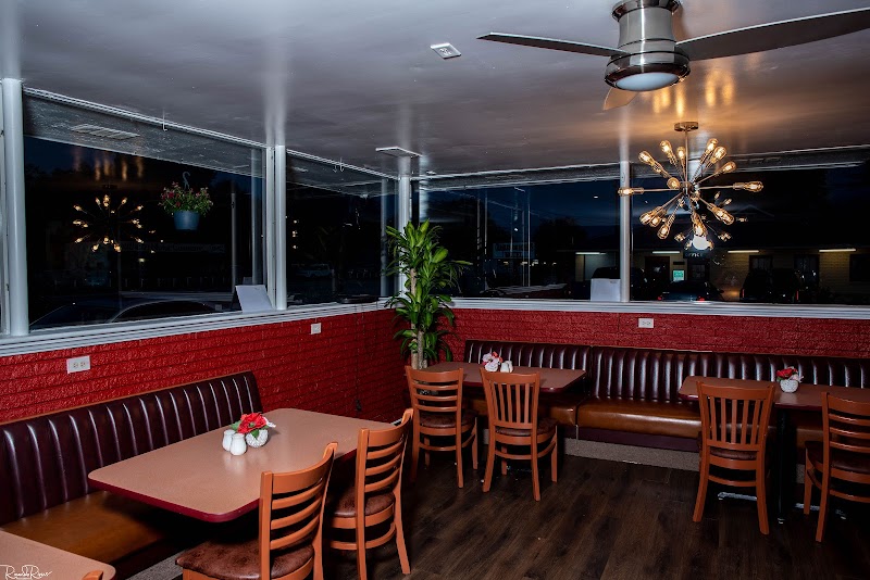 4 Season's Bistro