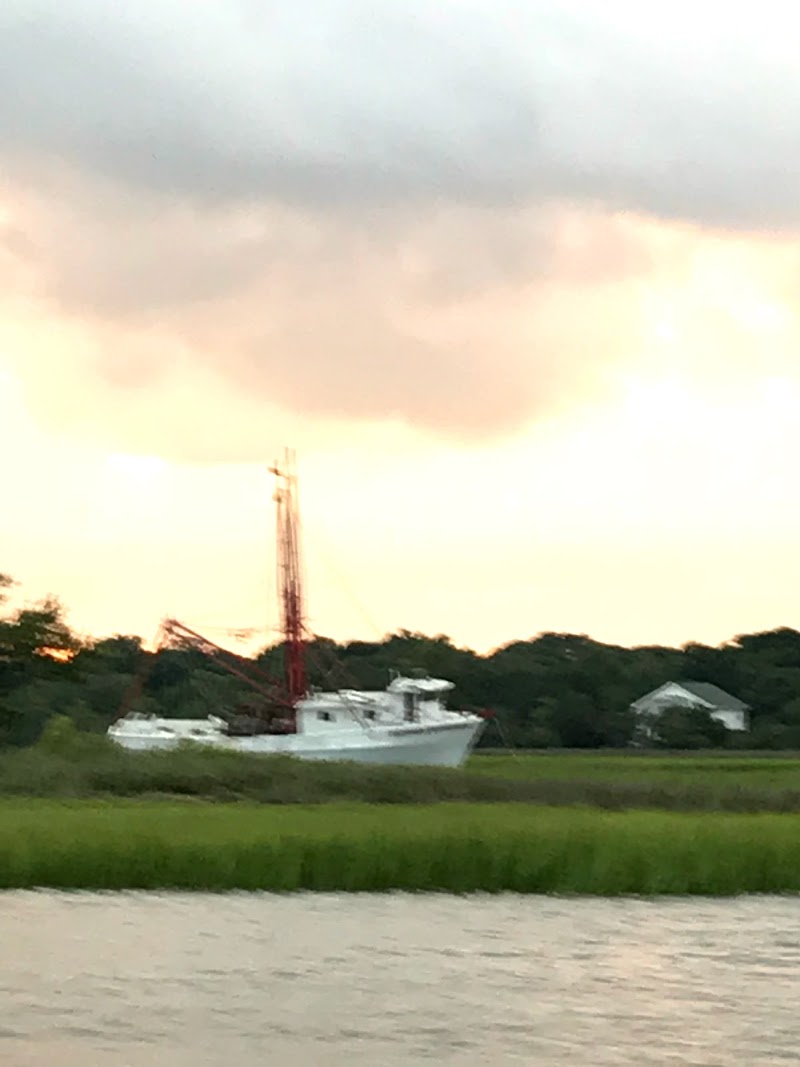 Sail Folly--catamaran sail and power boat tours