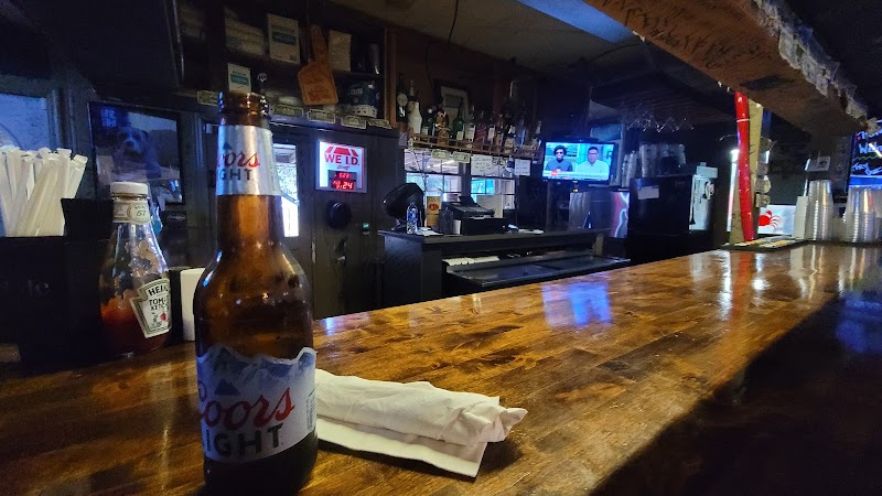 Harry's Local Bar & Restaurant