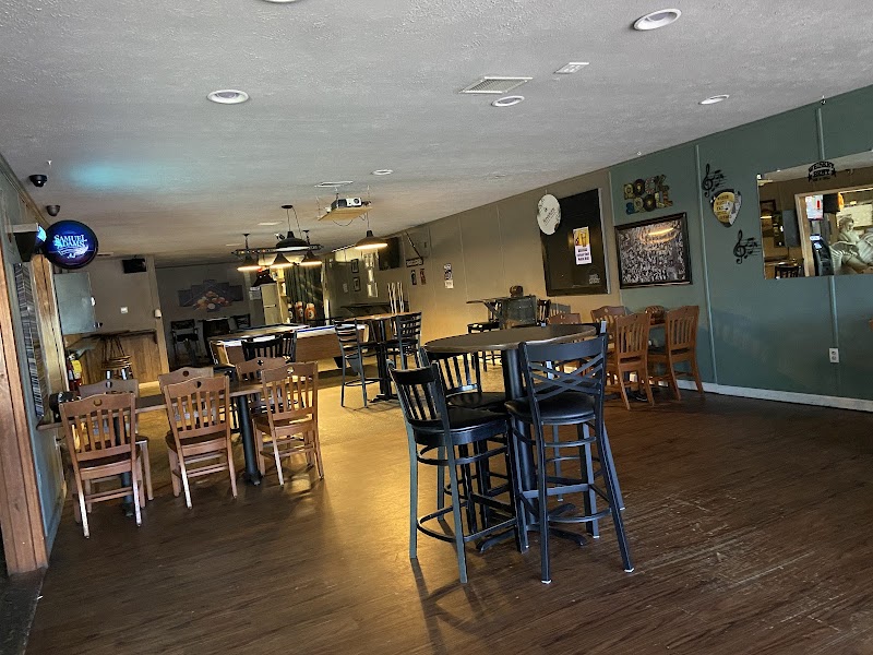 Cork & Bull Pub