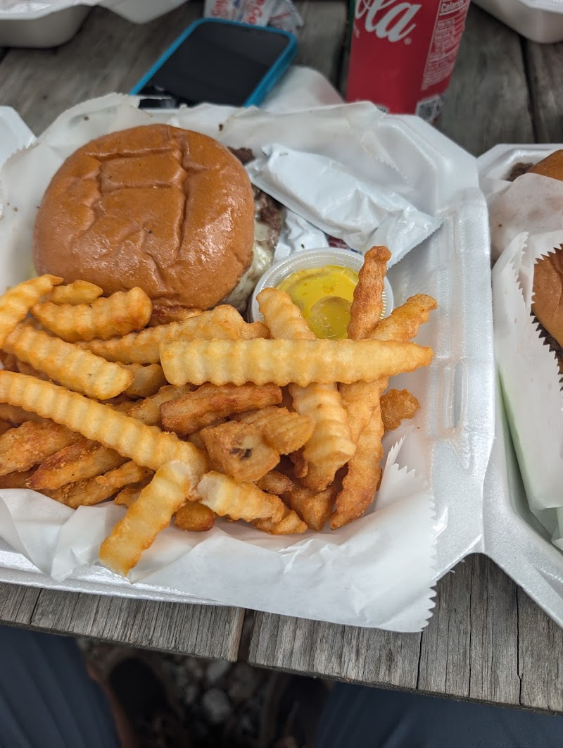 Shells By The Sea Food Truck