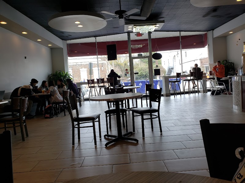 Hạ Long Café