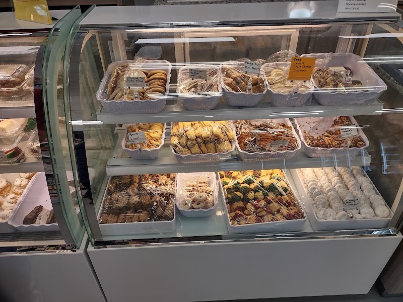 Roma Ray Italian Bakery and Food Market